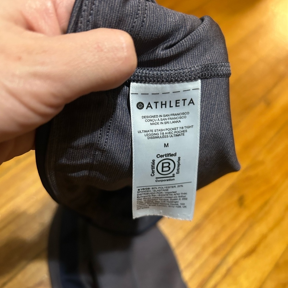 Athleta Ultimate Stash Pocket 7/8 Leggings Blue Activewear Size Medium - Picture 9 of 10